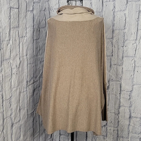 RENUAR Light Brown and Tan Poncho Sweater Large - Picture 7 of 8